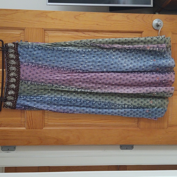 Boston Proper 💯 Silk Skirt - Picture 5 of 6